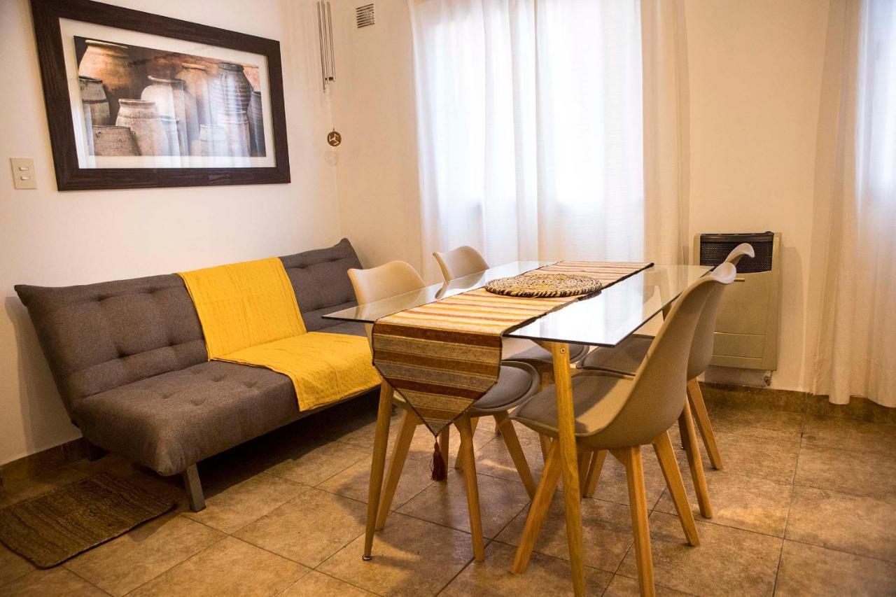 Re Monito Apartment